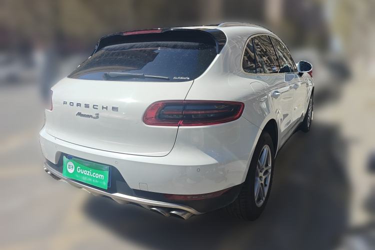 Used Porsche Macan 2017 Macan 2.0T Rear Right 45 Deg