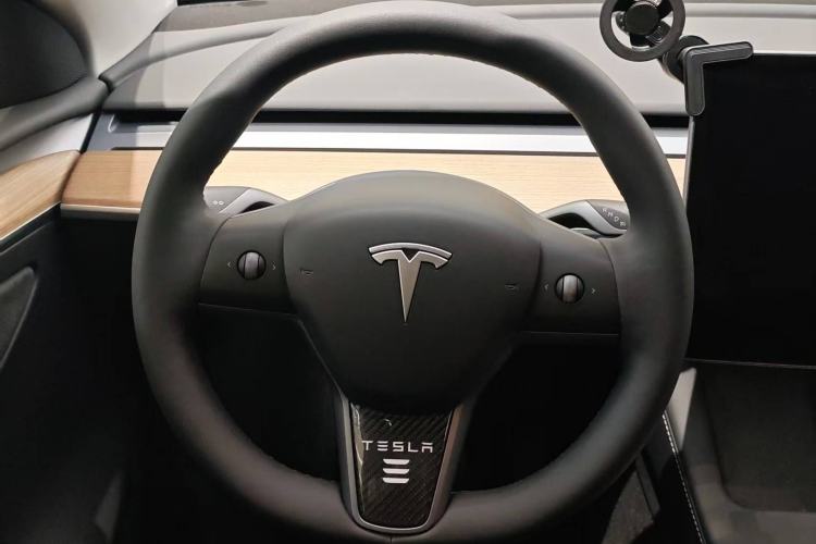 Used Tesla Model Y 2022 Rear-Wheel-Drive Version
