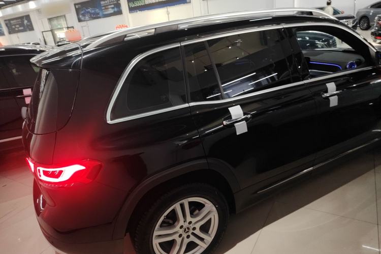 Used Mercedes-Benz GLB 2023 GLB 220 Sport Edition Rear Right 45 Deg