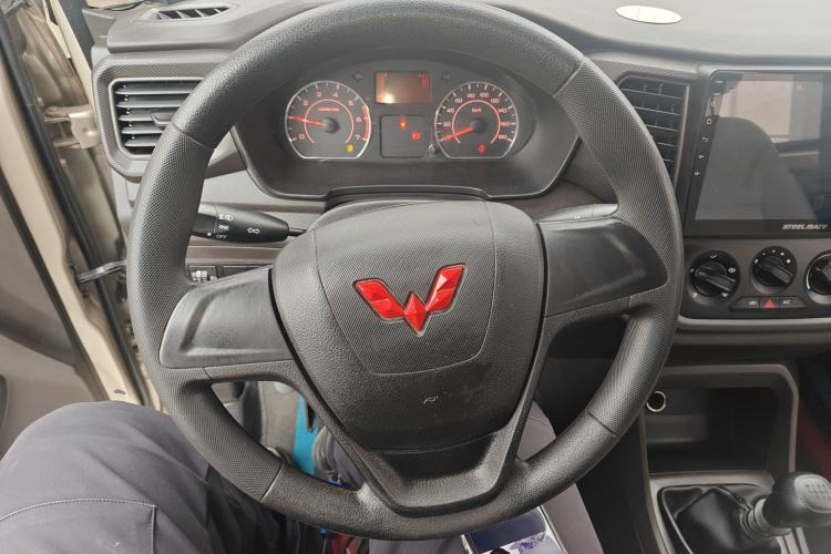 Used Wuling Hongguang V 2021 1.5L Jingqu Version LAR