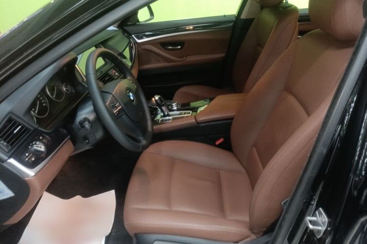 Used BMW 5 Series 2015 520i Elegant Edition Left Front Seat