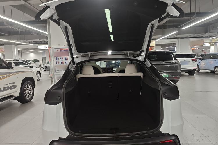 Used Tesla Model Y 2025 Rear-Wheel Drive First Edition