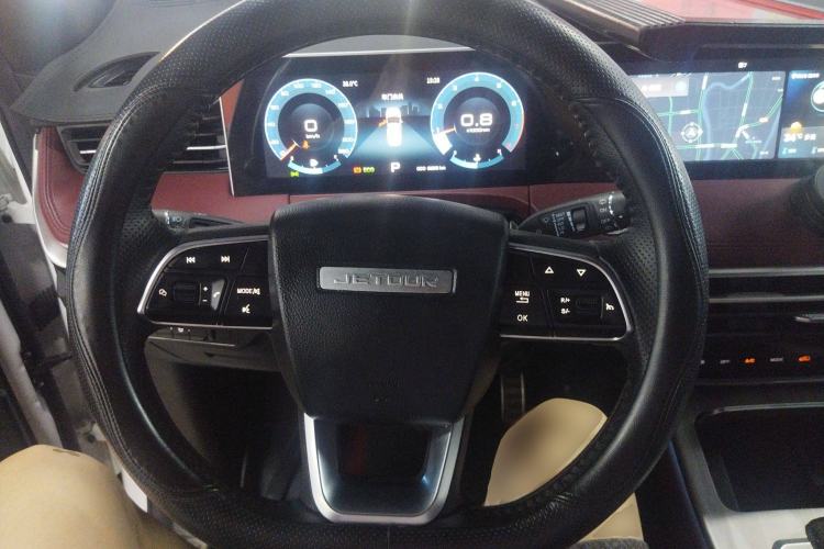 Used JETOUR X70 PLUS 2023 1.5T DCT Brave PLUS 5-Seater