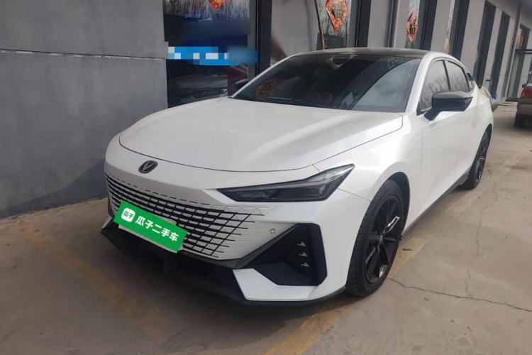 Used Changan UNI-V 2023 1.5T Prestige Model