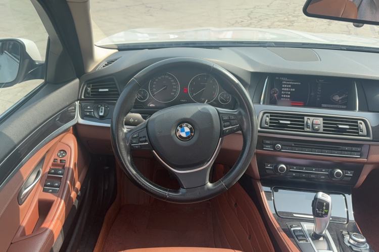 Used BMW 5 Series 2017 520Li Elegant Edition
