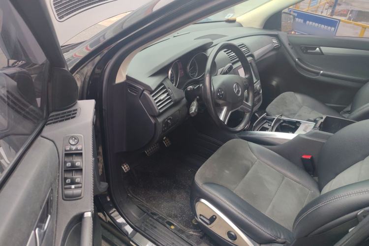 Used Mercedes-Benz R-Class 2014 R 320 4MATIC Business Model