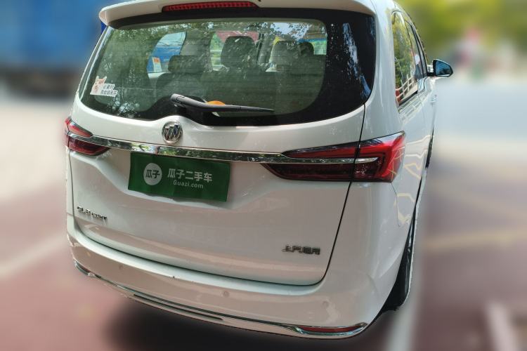 Used Buick GL8 2022 Land Cruiser Executive Class 652T Comfort Model
