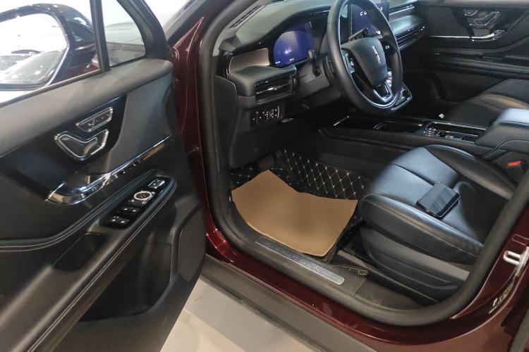 Used Lincoln Corsair 2022 2.0T Two-Wheel Drive Deluxe Edition Driver Seat