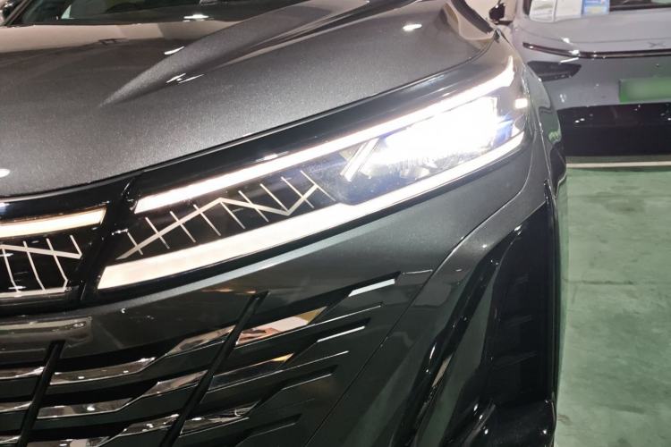 Used CHANGAN CS75 PLUS 2023 3rd Generation 1.5T Automatic Prestige Model
