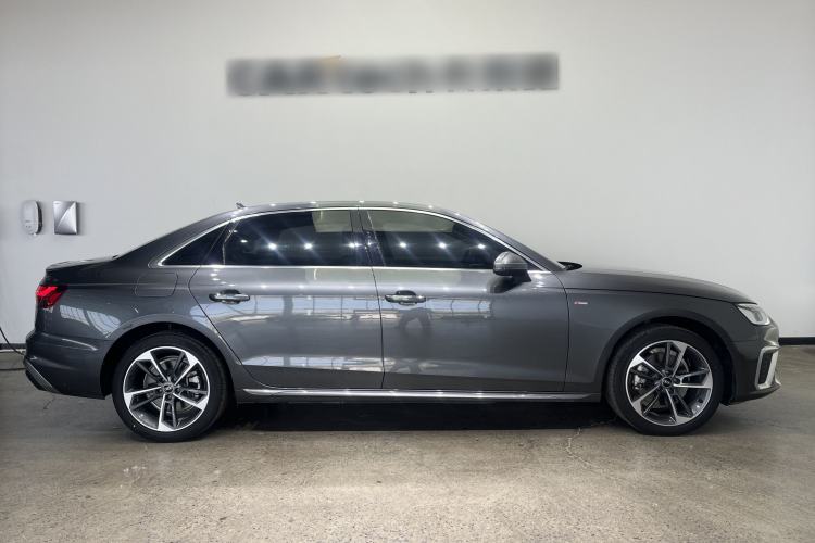 Used Audi A4L 2023 40 TFSI Fashion Dynamic Model
