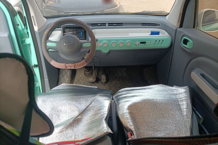 Used Bestune Pony 2024 170km Vitality Horse Center Console