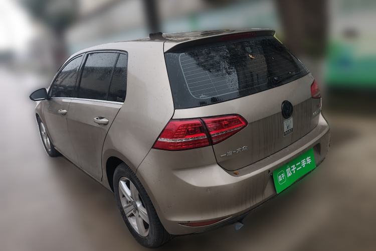 Used Volkswagen Golf 2015 1.4TSI Automatic Luxury Model
