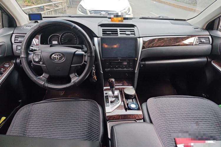 Used Toyota Camry 2016 2.0G 10th Anniversary Leading Edition