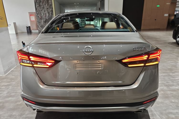 Used Nissan Teana 2022 2.0L XL-TLS Enjoyment Edition
