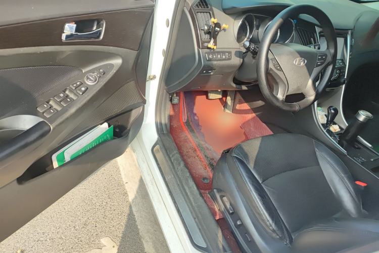 Used Hyundai Sonata 2013 2.4L Automatic Leading Edition China IV Standard
