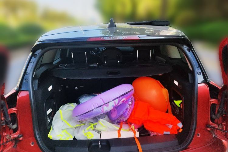 Used MINI Clubman 2019 2.0T COOPER S Trunk