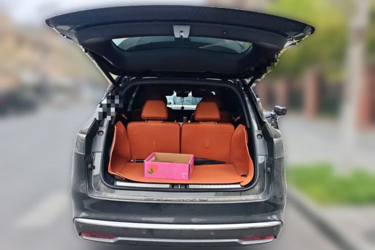 Used Hima AITO M8 2025 Extended-Range Max+ Version 53.4 kWh 6-Seater Edition Trunk