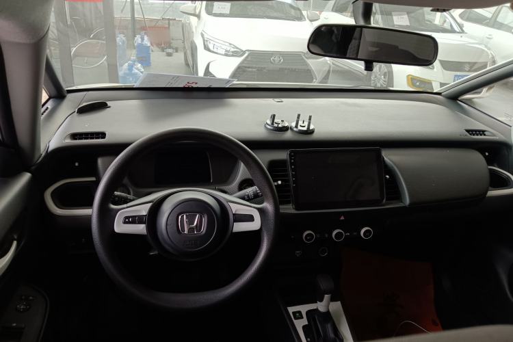 Used Honda Fit 2021 1.5L CVT Trend Edition Center Console