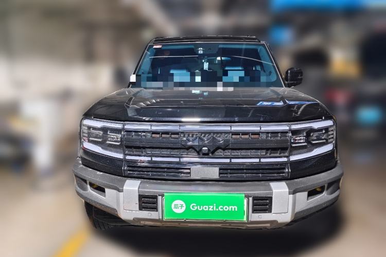 Used Formula Leopard 5 2023 Navigator Edition
