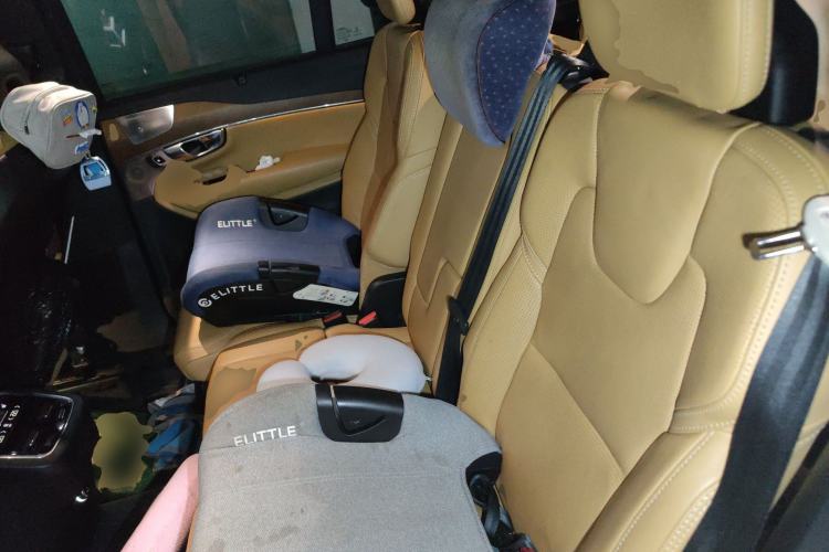 Used Volvo XC90 2015 T6 Prestige 7-Seater Left Rear Seat