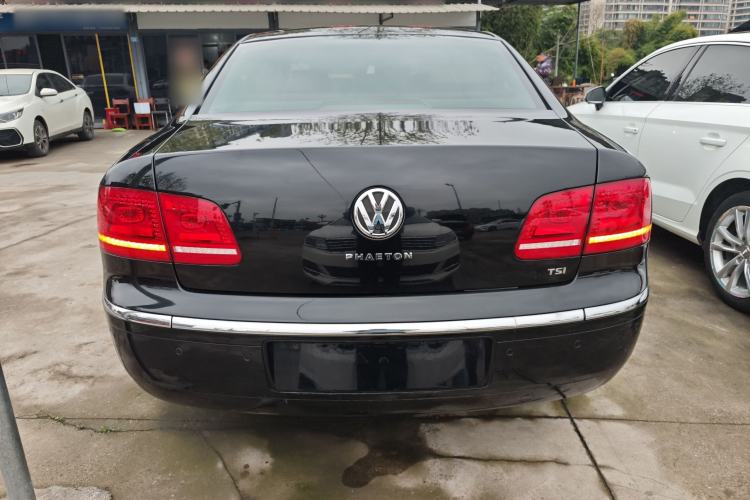 Used Volkswagen Phaeton 2012 3.0L Elite Custom Edition
