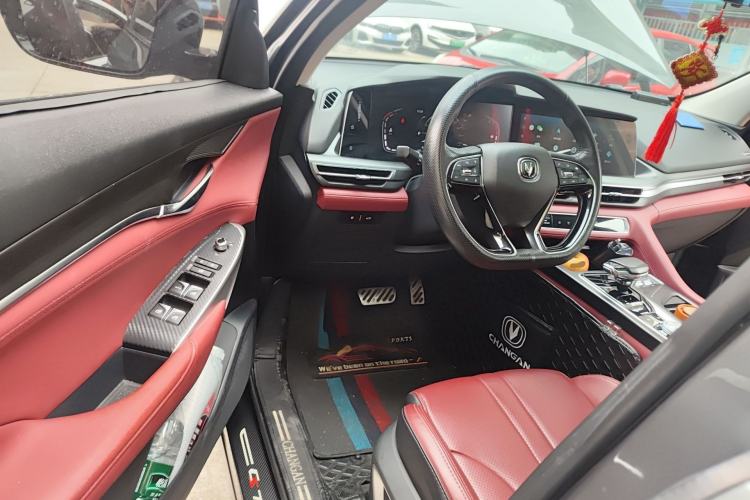 Used CHANGAN CS75 PLUS 2020 1.5T Automatic Prestige Edition Interior 3