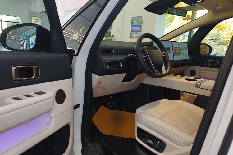 Used Li Auto MEGA 2025 Home Family Special Edition