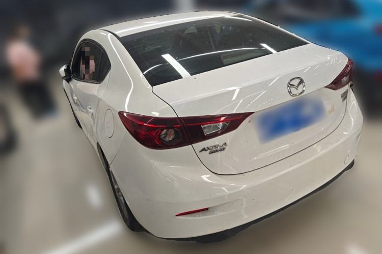 Used Mazda 3 Axela 2014 Sedan 1.5L Manual Comfort Model