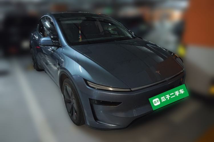 Used Tesla Model Y 2025 Rear-Wheel-Drive Version
