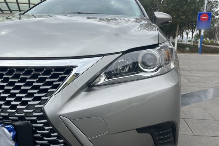 Used Lexus CT 2017 CT200h Comfort Edition Monochrome China VI