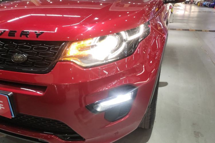 Used Land Rover Discovery Sport 2019 240 PS SE Dynamic Version China VI Standard
