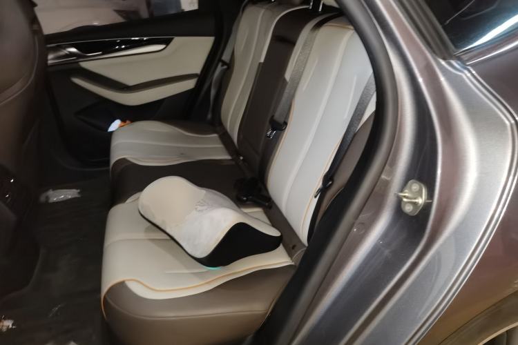 Used BYD Qin PLUS 2024 HONOR Edition DM-i 55KM Beyond Model
