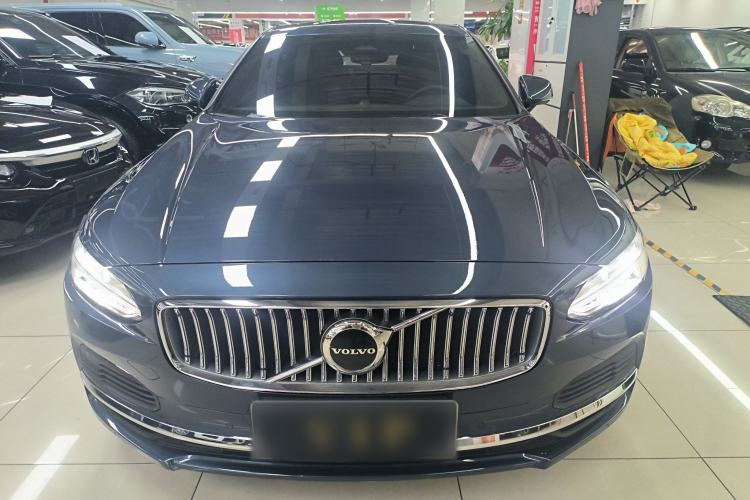 Used Volvo S90 New Energy 2023 T8 Plug-in Hybrid All-Wheel Drive Long-Range Zhiyi Luxury Edition
