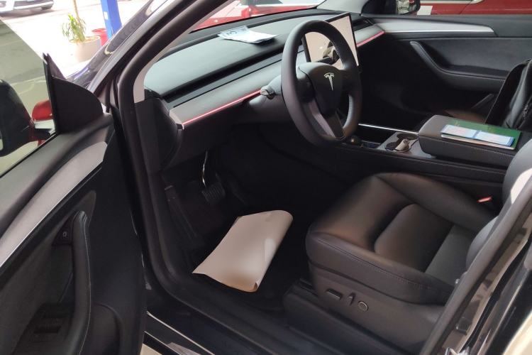 Used Tesla Model Y 2024 Rear-Wheel-Drive Version