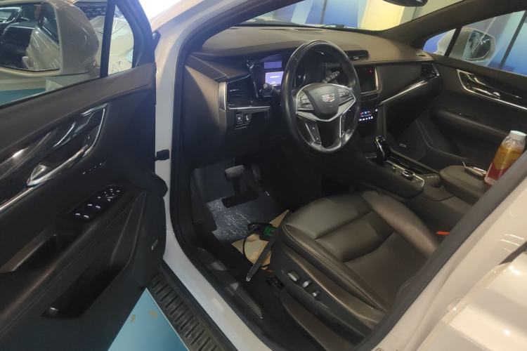 Used Cadillac XT5 2022 2.0T Two-Wheel Drive Luxury Version
