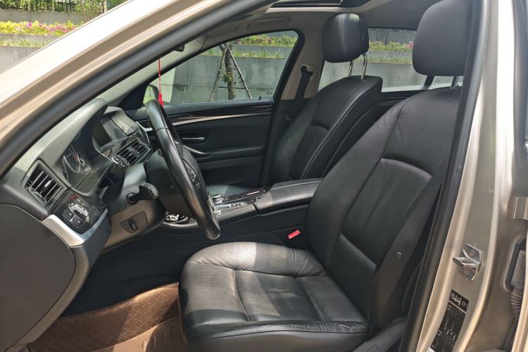 Used BMW 5 Series 2013 520Li Elegant Edition
