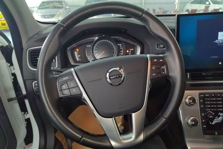 Used Volvo S60 2019 S60L T5 Smart Range Edition
