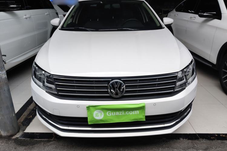 Used Volkswagen Lavida 2017 1.6L Automatic Comfort Edition
