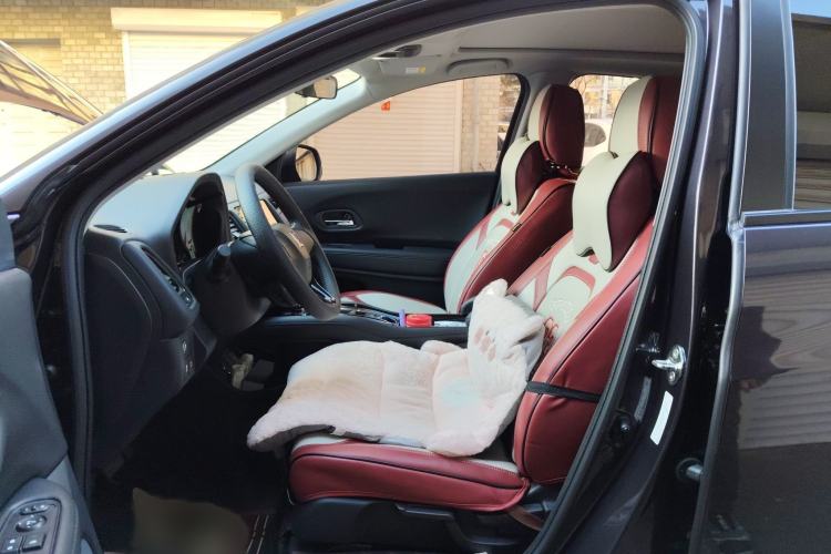 Used Honda Vezel 2022 1.5L CVT Phantom Night Pioneer Edition
