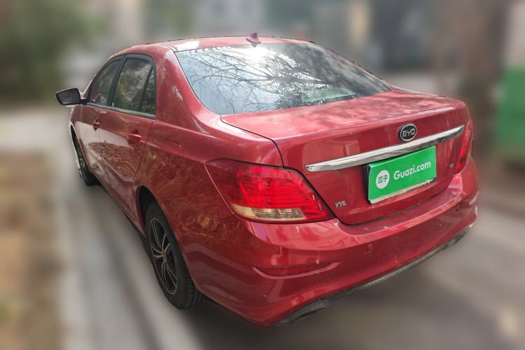 Used BYD Surui 2015 Revised Version 1.5L Manual Luxury Edition