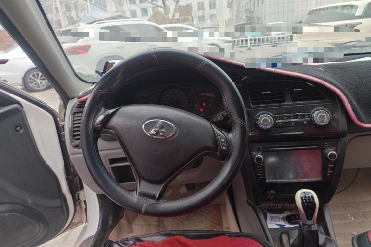 Used Soueast V3 Lingyue 2014 1.5L Manual Style Value Edition Steering Wheel