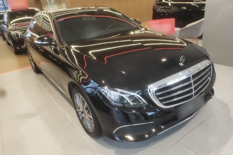 Used Mercedes-Benz E-Class 2019 E 260 L
