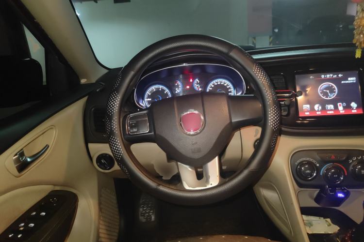 Used Fiat Viaggio 2012 1.4T Manual Enjoyment Edition