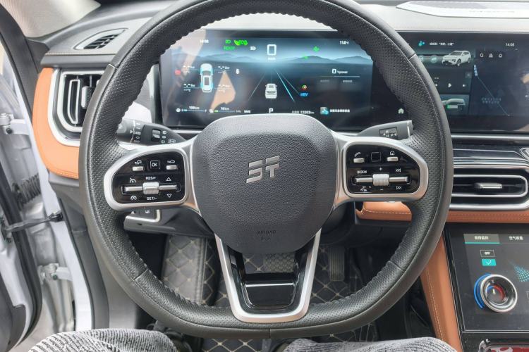 Used JETOUR Shanhai L7 2024 1.5T 120km ULTRA 7-Seater
