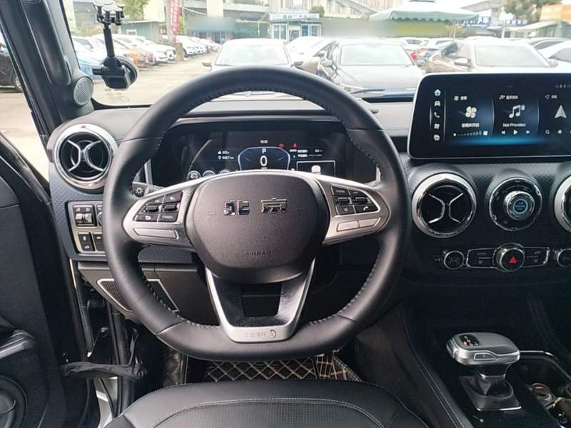 Used BAIC Off-Road BJ40 2023 2.0D Automatic Four-Wheel Drive Blade Hero Edition Adventurer Type — 10