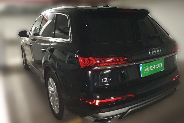 Used Audi Q7 2023 45 TFSI quattro S line Sport model