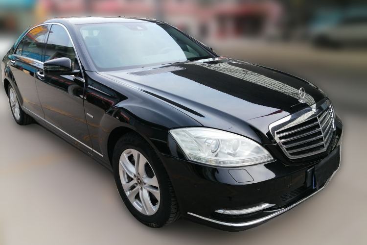Used Mercedes-Benz S-Class 2012 S 300 L Business Standard Model
