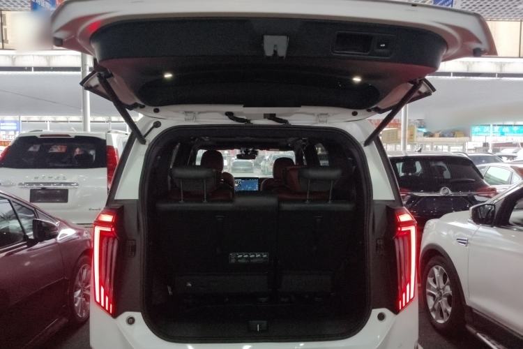 Used GAC Trumpchi M8 2023 Zongshi Series Dual-Motor Supreme Edition Trunk