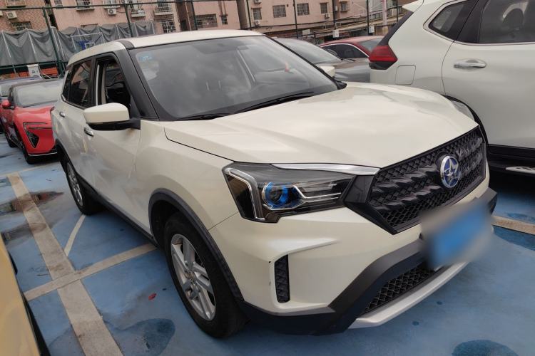 Used Venucia T60 2020 1.6L CVT Smart Drive Version China VI Standard Front Right 45 Deg