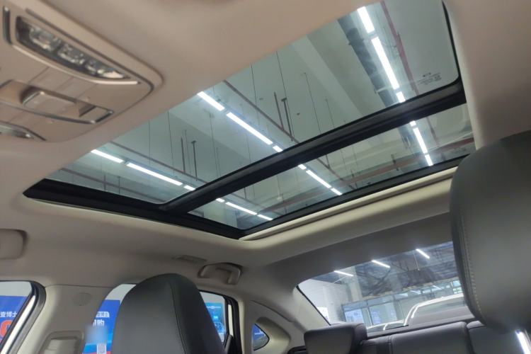 Used AION S MAX 2025 70 Star Edition 53.7 kWh Headliner